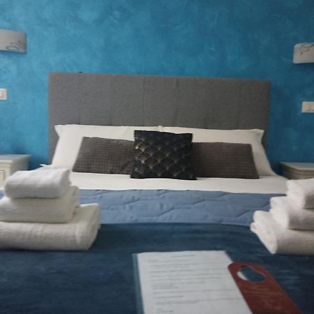 Ad Cavour Luxury Rooms - By Ad Roma Habitación foto