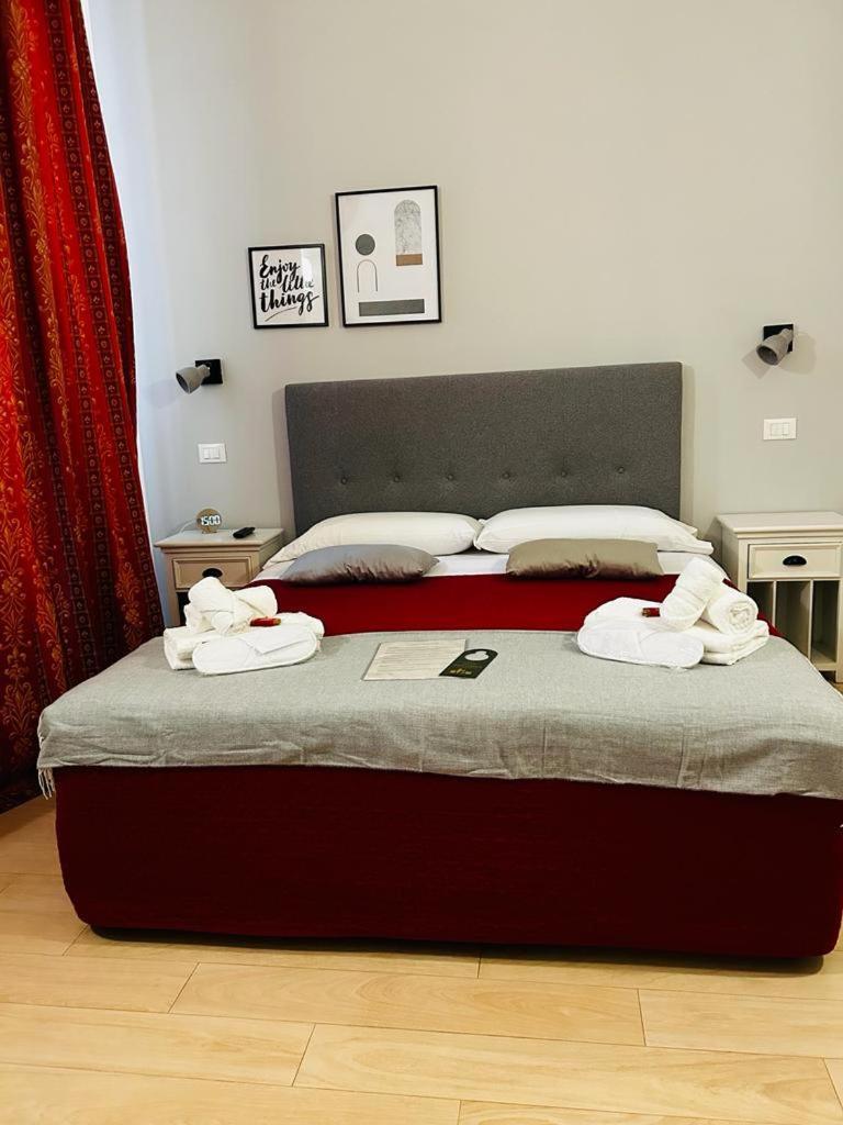 Ad Cavour Luxury Rooms - By Ad Roma Habitación foto